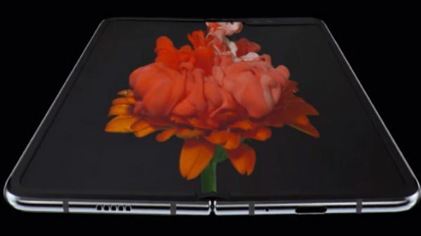 டிஸ்ப்ளேவை மடிக்கக்கூடிய சாம்சங் கேலக்ஸி இசட் போல்ட்3: அம்சங்கள் இதுவா