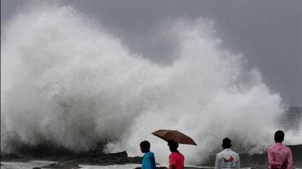 சந்திர தள்ளாட்டத்தினால் அதிகரிக்கும் அலைகளின் மாற்றங்கள்