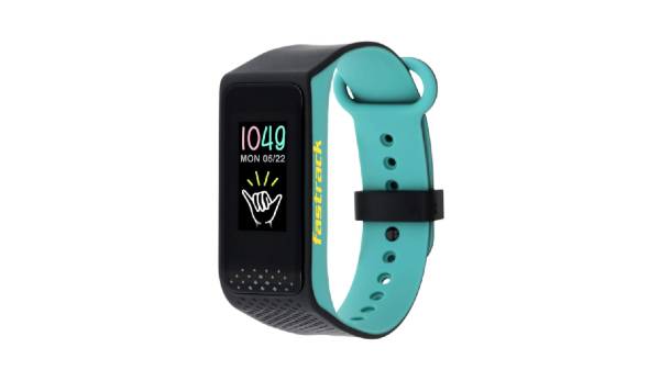 2. பாஸ்ட்ட்ராக் ரிஃப்ளெக்ஸ் 3.0 டிஜிட்டல் பிளாக் டயல் யுனிசெக்ஸ் அடல்ட் வாட்ச் (Fastrack Reflex 3.0 Digital Black Dial Unisex-Adult Watch-SWD90067PP02A)