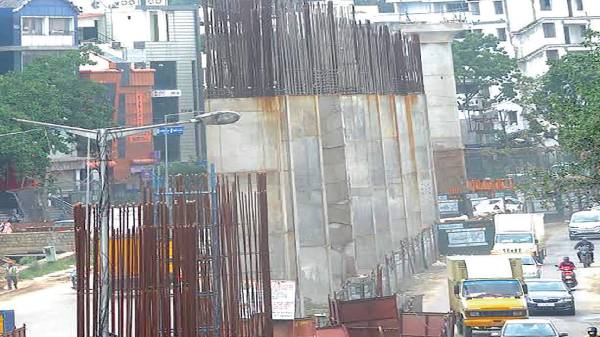 அதிகமாக ஏற்பட வா