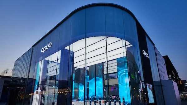 கேமரா அம்சத்தை இன்னும் அதிகமாக மேம்படுத்த கூடுதல் திட்டங்கள் 