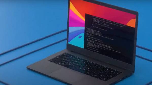 ன் கோர் ஐ 5 டைகர் லேக் பிராசஸர் வசதியுடன் வெளிவந்துள்ளது. எனவே