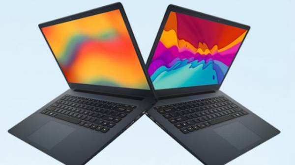 இரண்டு ரெட்மி லேப்டாப் 