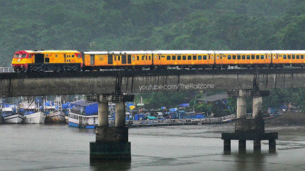IRCTC பயணிகளுக்கு இழப்பீடாக வழங்கிய மொத்த தொகை எவ்வளவு தெரியுமா?