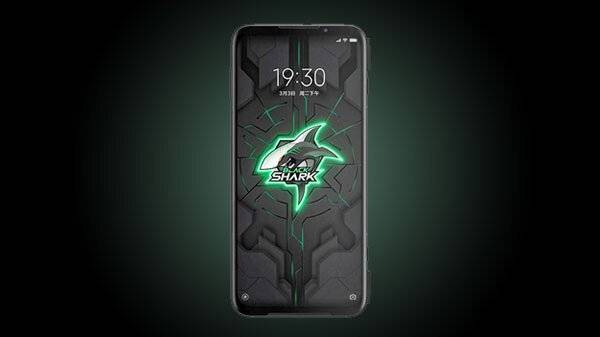  பிளாக் ஷார்க் 4எஸ்