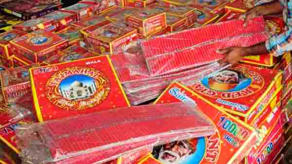 அரோமா பட்டாசு என்றால் என்ன? இது என்ன செய்யும்?