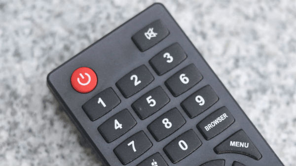 டெல்லி உயர்நீதிமன்றம் இந்த புகாருக்கு என்ன பதில் அளித்துள்ளது?