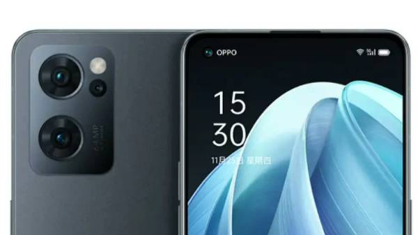 Oppo Reno7 பின்புறத்தில் மூன்று கேமரா தொகுதி