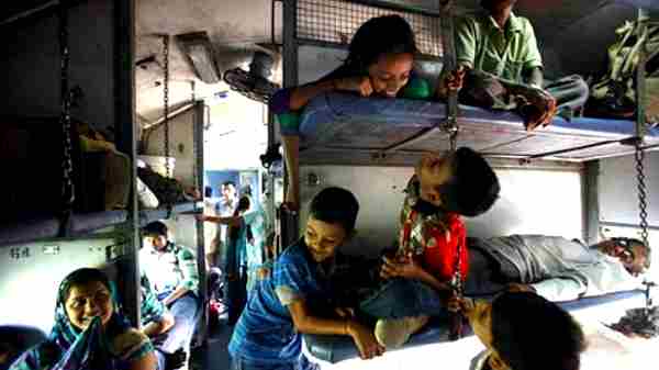 காலை 6 மணிக்கு மேல் நடுத்தர பெர்த் பயணி இதை செய்ய வேண்டுமா?