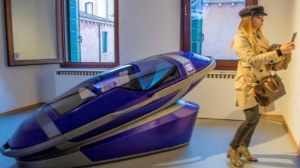 டாக்டர் டெத் என்று அழைக்கப்படும் இயந்திரம்