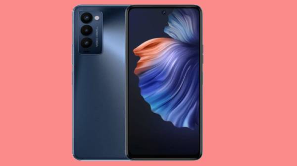  18 ஸ்மார்ட்போனின் பின்புறம்