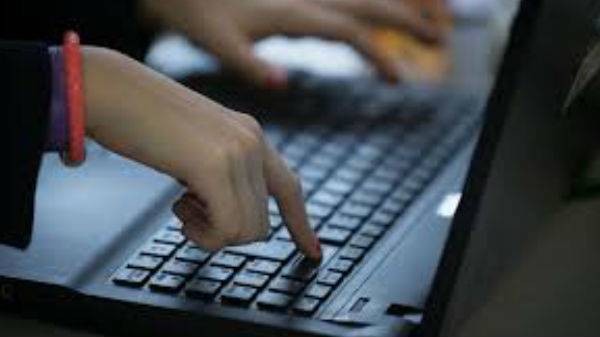 AnyDesk ஆப்ஸ் எப்படிச் செயல்படும் தெரியுமா?