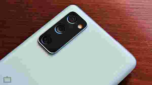 4500 எம்ஏஎச் பேட்டரி வசதி