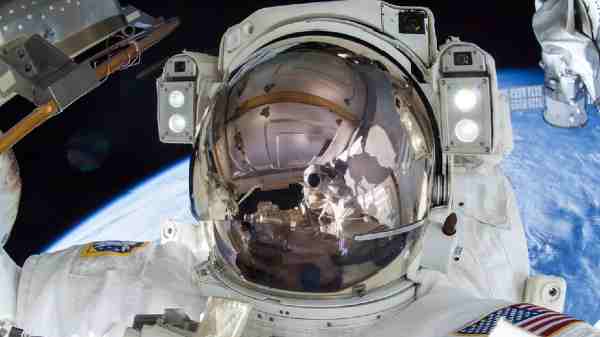 ஏன் சர்வதேச விண்வெளி நிலையத்திற்கு என்ன ஆனது?