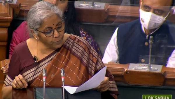 உலகத்தரம் வாய்ந்த கல்வியை வழங்கும் வகையில் டிஜிட்டல் பல்கலைக்கழகம்