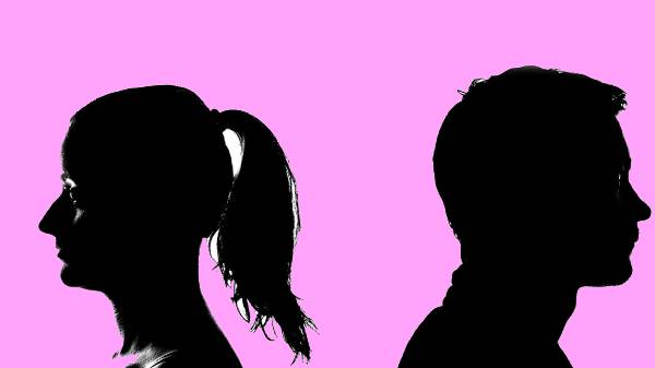 அவரது காதலி இதற்கு சம்மதம்