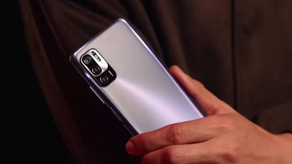 மீடியாடெக் Dimensity 700 சிப்செட் வசதி