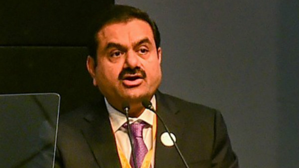 பல்வேறு தொழில்களும் அதானி குழுமத்தில் மேற்கொள்ளப்பட்டு முன்னேற்றம்