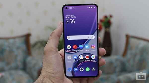 150 வாட்ஸ் சூப்பர் ஃப்ளாஷ் சார்ஜிங் ஆதரவு