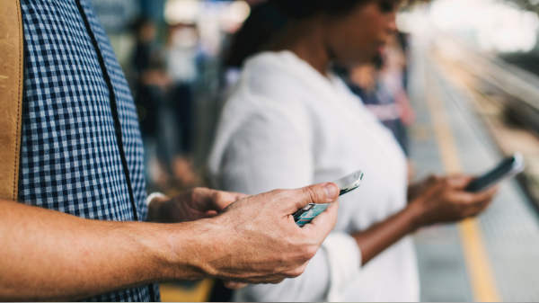 எப்போதும் PAN எண்ணின் இறுதி எழுத்து எழுத்துக்களாகவே இருக்கும்