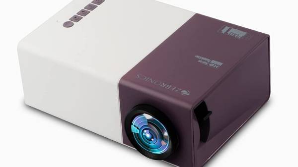 இதற்கு ரிமோட் கண்ட்ரோலும் உள்ளது.