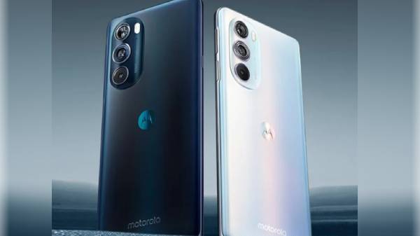  5000 எம்ஏஎச் பேட்டரி பொருத்தப்பட்டுள்ளது