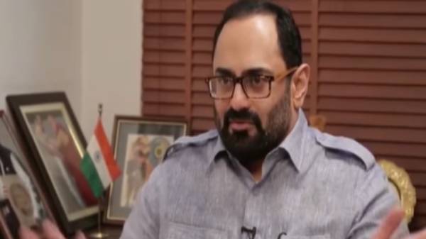 இந்தியாவில் இருந்து வெளியேறுவதே ஒரே வழி