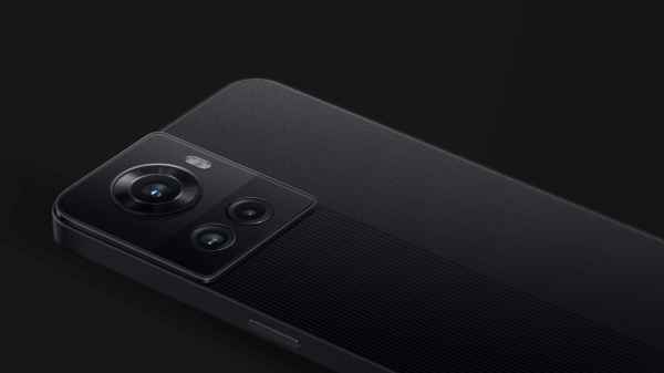 64 எம்பி முதன்மை கேமரா என டிரிபிள் கேமரா அமைப்பு