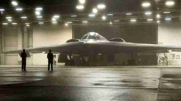 B-21 முதல் விமானத்தை விமானப்படை எப்போது நடத்தும்?