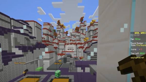 Minecraft விளையாடுக்கு தனித்துவமான வர்ணனை