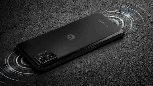 இன்னும் சில மிரட்டலான அம்சங்களுடன் அறிமுகமான Moto G32