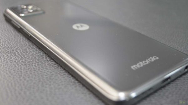 Moto G32 வடிவமைப்பு விவரம்