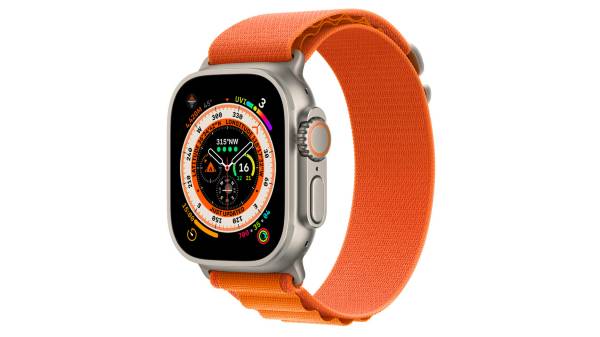 Apple Watch Ultra டிஸ்பிளேவை சுத்தியலால் ஓங்கி அடித்து சோதனை.!