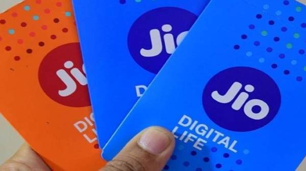 ரிலையன்ஸ் ஜியோ ரூ.4,199 ப்ரீபெய்ட் திட்டம்