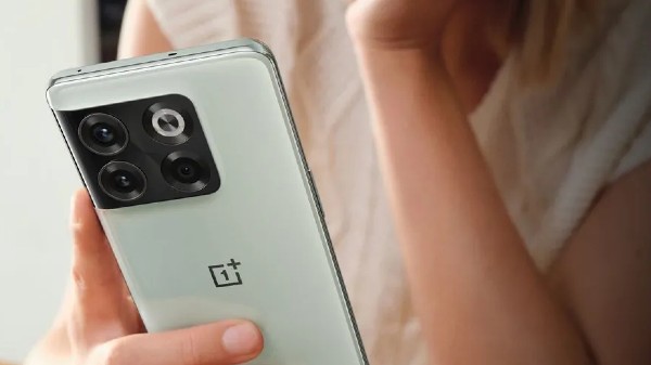 01. ஒன்பிளஸ் 10டி 5ஜி (OnePlus 10T 5G)