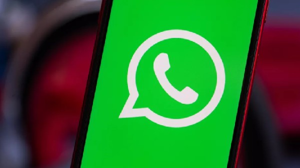 டிஜிலாக்கரில் இருக்கும் அடையாள ஆவணங்களை இனி WhatsApp-ல் டவுன்லோட் செய்யலாம்