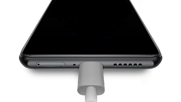 போதுமான பேட்டரியுடன் 120W பாஸ்ட் சார்ஜிங் வேற!