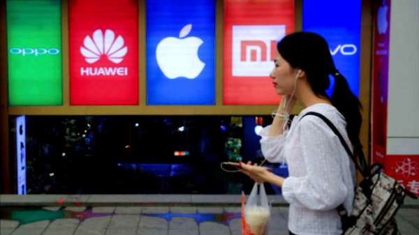 பெஸ்ட் என்று தேர்வு செய்யப்பட்ட டாப் 10 மோஸ்ட் பவர்புல் ஸ்மார்ட்போன் மாடல்கள்.!