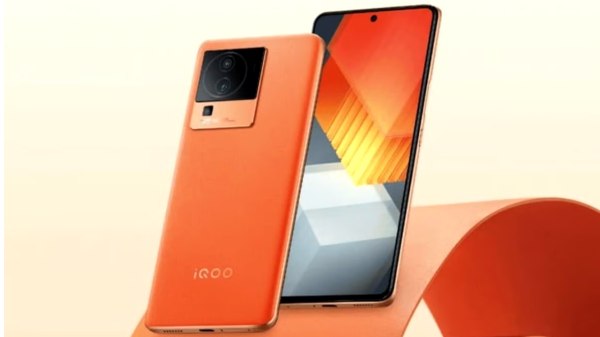 iQOO Neo 7 Racing Edition போன் கூட எந்த போன் ரேஸ்விட்டாலும் ஜெயிக்காது iQOO Neo 7 Racing Edition போன் கூட எந்த போன் ரேஸ்விட்டாலும் ஜெயிக்காது