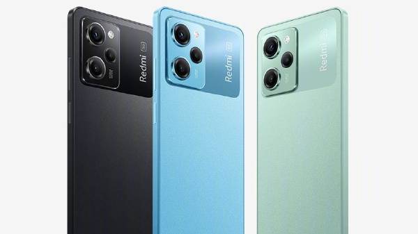 ட்ரிபிள் ரியர் கேமரா