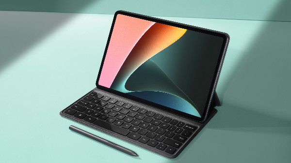 இரண்டு டேப்லெட்களிலுமே 120Hz டிஸ்பிளே!