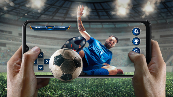 பெரிய டிஸ்பிளே.. கூடவே ஃபிங்கர் பிரிண்ட் ஸ்கேனர்! 