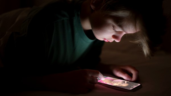 பெற்றோர்களே.! உங்கள் வீட்டில் டீன் ஏஜ் பிள்ளைகள் உண்டா? இதை படிங்க.!