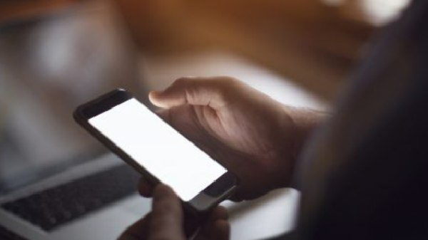 இப்படி செஞ்சா உங்கள் Mobile Apps யார் கண்ணுக்கும் தெரியாது.! சீக்ரெட்!