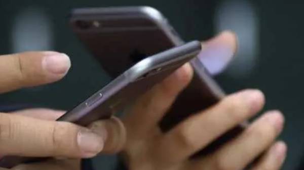 நட்பாக பேசி ஏமாற்றிய நபர்