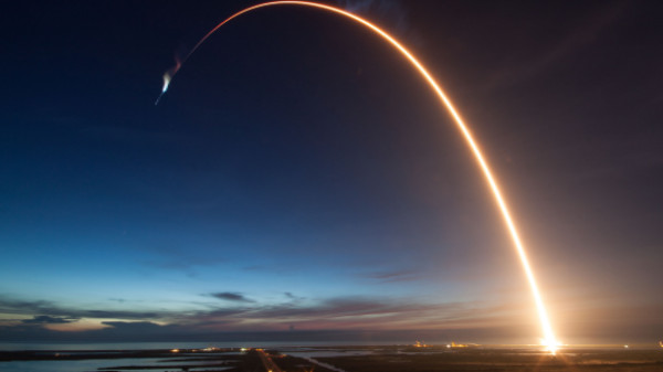 1 இல்ல 2 இல்ல.. மொத்தம் 27 எஞ்சின்கள்!