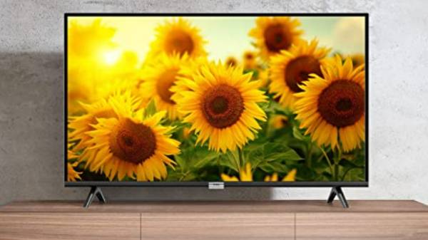 TCL Smart LED TV