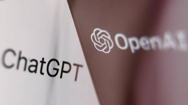 ChatGPT-ஐ எப்படி மொபைல் மற்றும் லேப்டாப்பில் பயன்படுத்துவது?