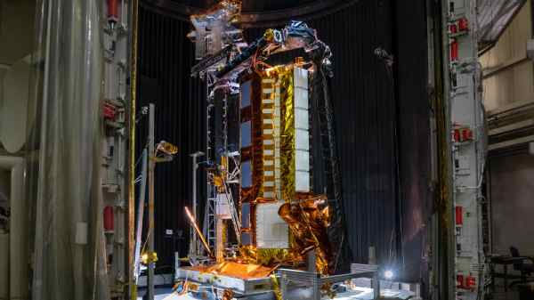 பூமிக்கு ஒரு ஆபத்து என்றதும் தயங்காமல் NASA வுடன் கூட்டு சேர்ந்த ISRO!