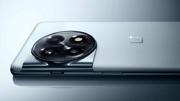 OnePlus 11 vs OnePlus 11R: இரண்டு போனுக்கும் இவ்வளவு தான் வித்தியாசமா?